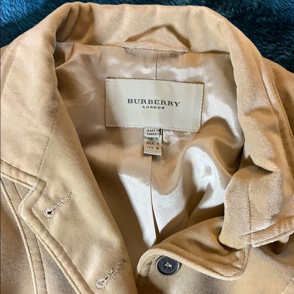 Fitted Burberry velvet, button jacket - Picture 8 of 8